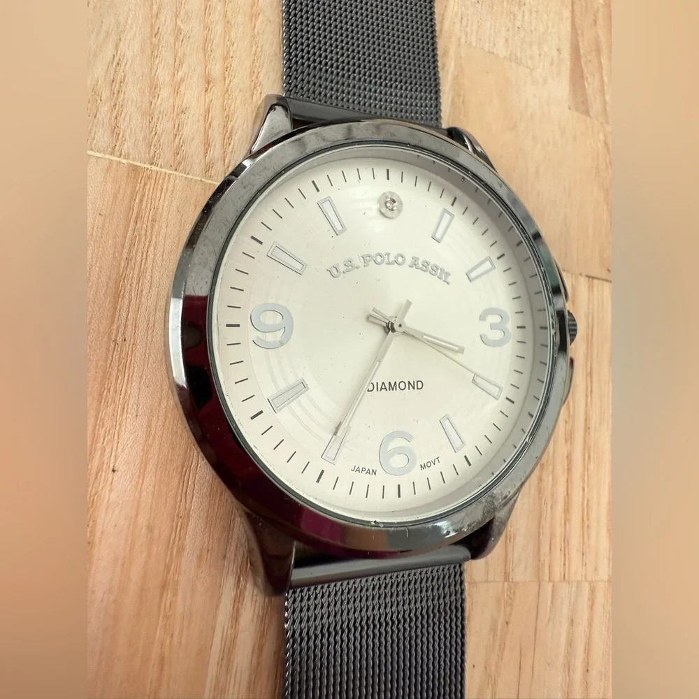U.S. polo assoc. mens gunmetal gray diamond watch NEW BATTERY